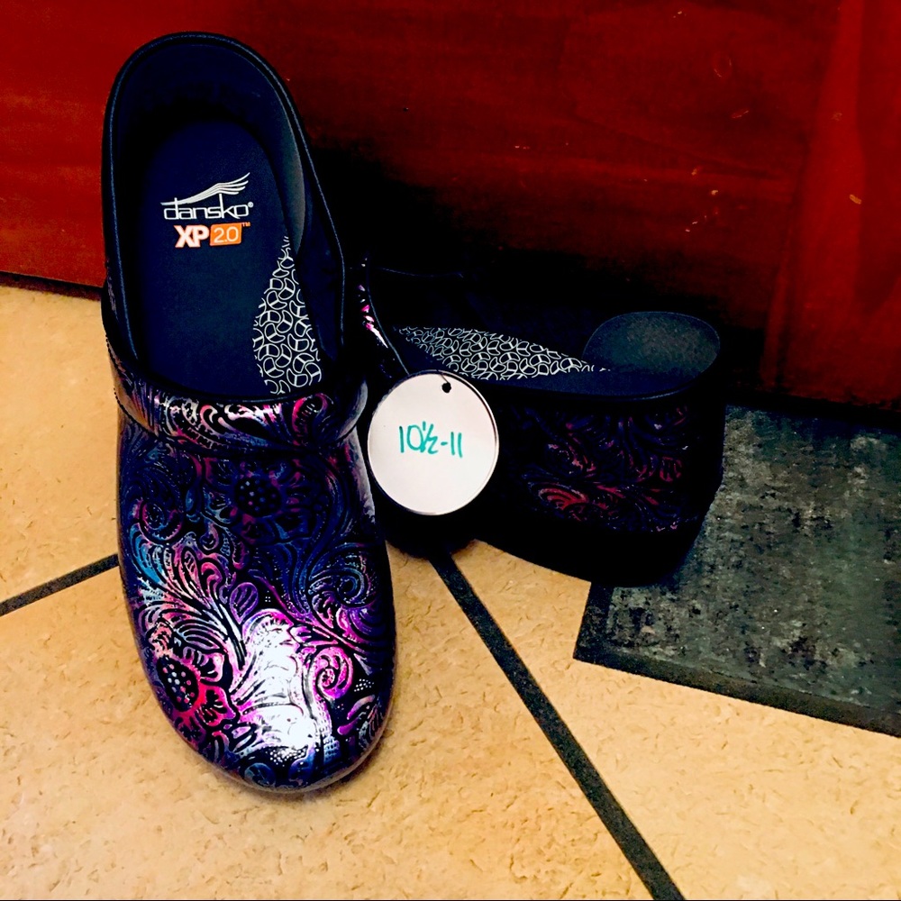 Women’s Dansko Professional Clogs